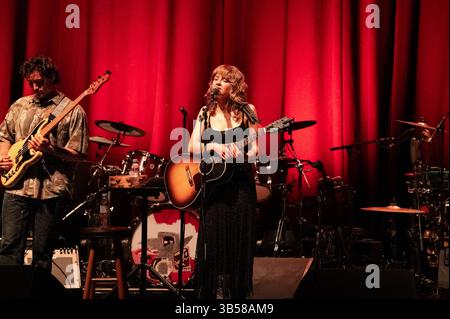 Linka Moja Performing At Armadillo Glasgow 28th April 2025 Stock 