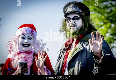 DEN BOSCH - Visitors during Comic Con Holland in the Brabanthallen. Comic Con Holland is an annual event for all true fans and lovers of Comics, Manga, Cosplay, Gaming, Movies, Series, Sci-Fi, Fantasy and more. ANP ROBIN UTRECHT netherlands out - belgium out Credit: ANP/17�Թ����� Live News Stock Photo