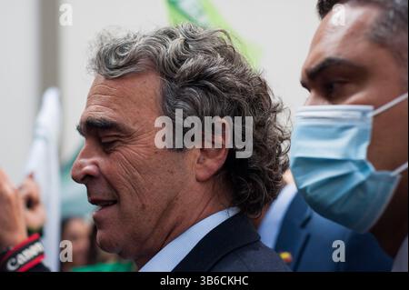 March 23, 2022, Bogota, Cundinamarca, Colombia: Presidential Candidate for the political alliance 'Coalicion Centro Esperanza' Sergio Fajardo signs his presidential candidacy with his running mate Luis Gilberto Murillo in Bogota, Colombia on March 23, 2022. (Credit Image: © Chepa Beltran/LongVisual via ZUMA Press Wire) Stock Photo
