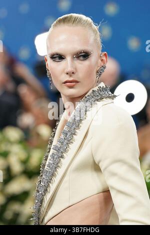 Ny. 05th May, 2025. Alex Consani at arrivals for The 2025 Costume