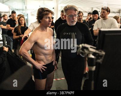 RELEASE DATE: May 23, 2025. TITLE: Mission: Impossible: The Final Reckoning. STUDIO: Paramount Pictures. DIRECTOR: Christopher McQuarrie. PLOT: The 8th entry in the long running Mission Impossible franchise. STARRING: TOM CRUISE and Director CHRISTOPHER MCQUARRIE on set. (Credit Image: © Paramount Pictures/Entertainment Pictures/ZUMAPRESS.com) EDITORIAL USAGE ONLY! Not for Commercial USAGE! Stock Photo