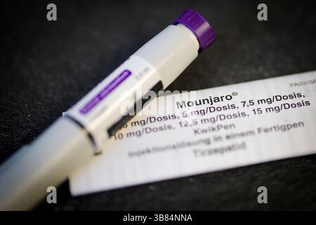 dizzy when standing up tirzepatide Head Rushes and Tirzepatide : r/tirzepatidecompound