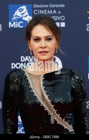 Elena Sofia Ricci attends the red carpet of David di Donatello 2025 at
