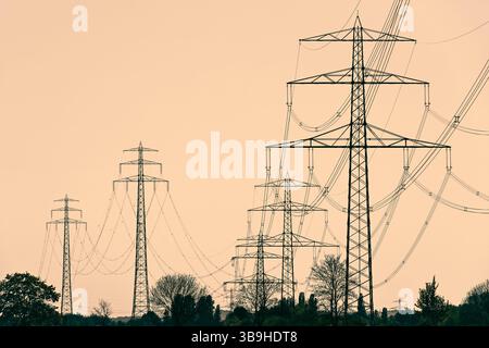High-voltage pylons in Hamburg, Germany Stock Photo - Alamy