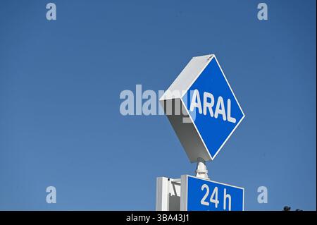 Logo, Schriftzug der Aral AG, ein deutsches Mineralölunternehmen des ...