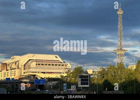 17.06.2024, Germany, Berlin, Berlin - ICC and radio tower in the morning light. 00S240617D640CAROEX.JPG [MODEL RELEASE: NOT Applicable, PROPERTY RELEA Stock Photo
