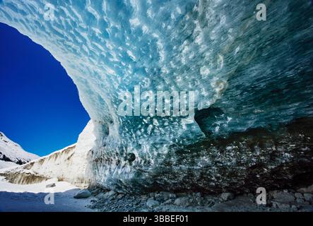 Morteratsch Glacier Ice Caves Switzerland Europe Stock Photo Alamy morteratsch-glacier-ice-caves-switzerland-europe-stock-photo-alamy
