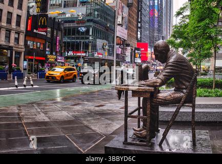 Statue on the sidewalk of Seventh Avenue in New York City. Stock Photo
