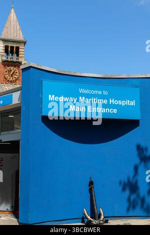 entrance-to-medway-maritime-hospital-nhs-trust-in-chatham-kent