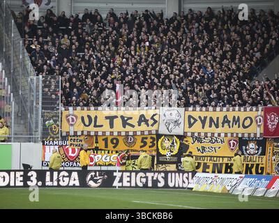 SG Dynamo Dresden fan block DFB/DFL regulations prohibit any use of ...