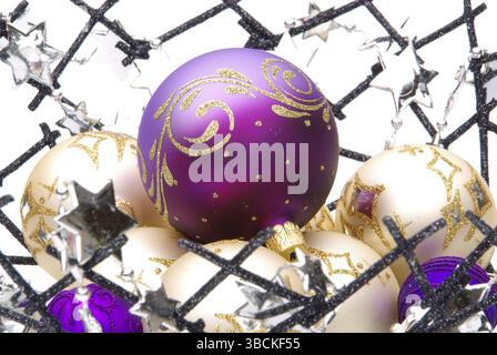 Weihnachtskugel in Schale, christmas ball in bowl Stock Photo
