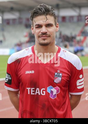 Rot Wolf fc rot weiss erfurt gegen carl zeiss jena erfurt, 290406, fussball ...