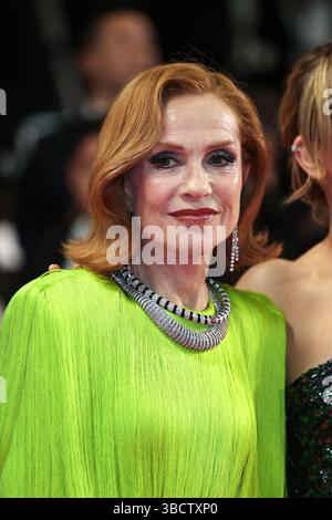 Isabelle Huppert attends the La femme la plus riche du monde photocall ...