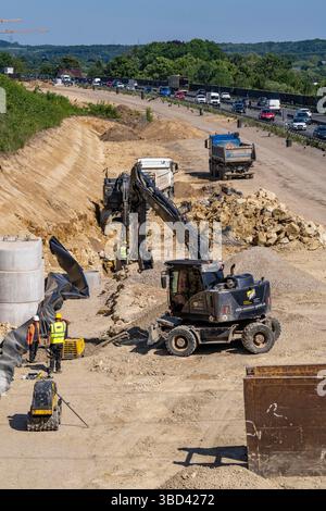 Motorway construction site, work on the six-lane expansion of the B 1 federal highway to the A 40 motorway between the Dortmund-Ost junction and the D Stock Photo