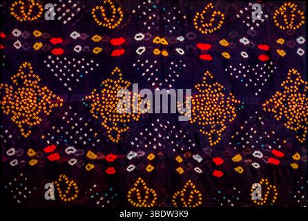 Tie dye bandhani made in Bhuj, Kutch, Gujarat, India, Asia Stock Photo ...