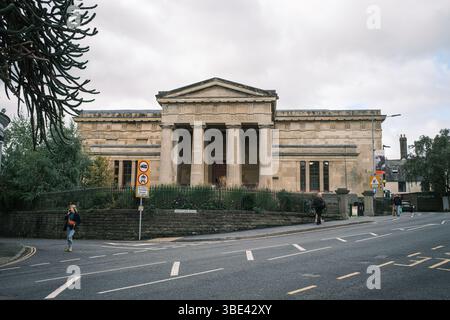 The imposing facade of the Grade II listed Y Gaer (The Fortress) - Brecon's library, museum and gallery that was once Brecknockshire Shire Hall. Stock Photo