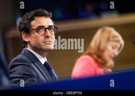 Brussels, Belgium. 28th May, 2025. Press conference of the two European Commissioners, Ekaterina Zakharieva and Stephane Sejourne, to present Choose Europe. - 28/05/2025 - Belgium/Brussels/Brussels - Sacha Leon/Le Pictorium Credit: LE PICTORIUM/Alamy Live News Stock Photo
