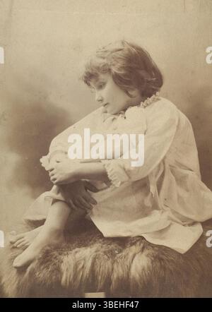 Unknown Victorian actress Stock Photo - Alamy