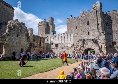 26-05-25. Historical reenactment at Bodiam Castle. Bodiam Castle is a 14th-century moated castle near Robertsbridge in East Sussex, England. Photo cre Stock Photo