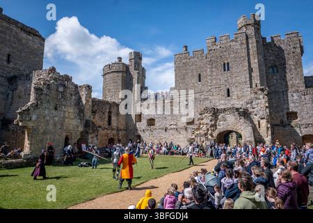 26-05-25. Historical reenactment at Bodiam Castle. Bodiam Castle is a 14th-century moated castle near Robertsbridge in East Sussex, England. Photo cre Stock Photo