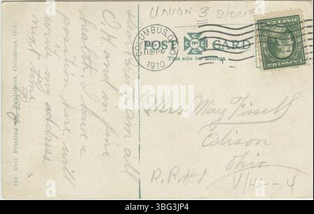 Colorized 1910 postcard showing pedestrians, streetcars, and an arched street view on North High Street, north of Gay Street in Columbus, Ohio. Stock Photo