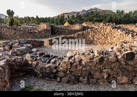 Qullqa (Colca) storage house in Raqchi complex, Peru Stock Photo - Alamy