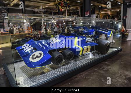 SINSHEIM, GERMANY - MAI 2022: blue Tyrrell P34 Project 34 six-wheeler Formula One F1 racing car 1978 Stock Photo