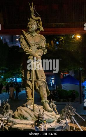 専用　銘有極上和彫人物置物　木29㎝/1543g 東Y7-0522⭐︎2Fトサルオ 極上 ライオン 置物 235g トヒチサ 東さ7-0528⭐︎2F 彫刻
