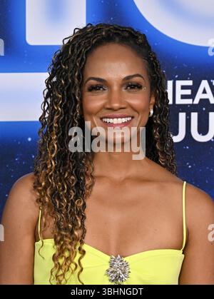 Mekia Cox arriving at the Los Angeles Premiere of Michael Jackson's