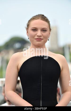 Mia Threapleton during the photo call for the film The Phoenician