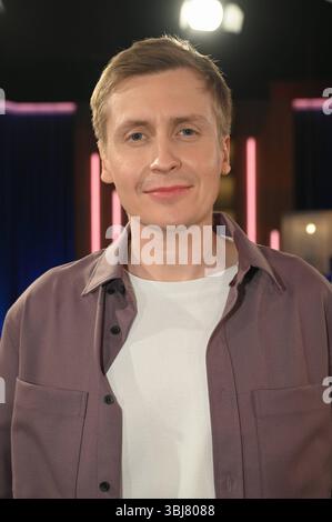 Stand up Comedian Till Reiners Zu Gast In Der WDR Talkshow K lner Treff stand-up-comedian-till-reiners-zu-gast-in-der-wdr-talkshow-k-lner-treff
