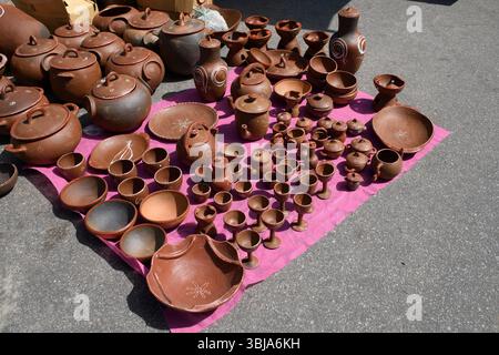 Handcrafted clay pottery for sale at a street market in Serra Branca, Paraíba, Brazil on May 24, 2025. Stock Photo