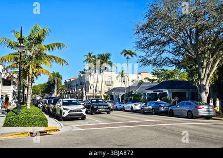 Old Naples Fifth Avenue South downtown shopping district. Stock Photo
