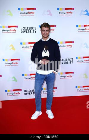 Linus Weber bei der Ernsting's Family Fashion Show 2025 im Empire ...