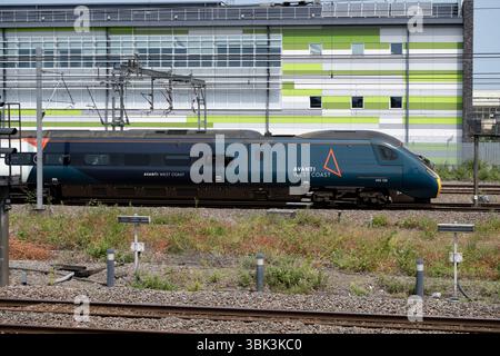 Avanti West Coast class 390 Pendolino electric train at Rugby, Warwickshire, England, UK Stock Photo