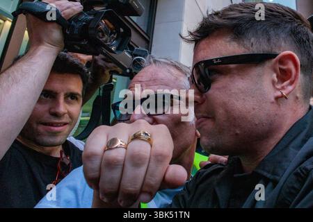 LONDON ENGLAND 18th November 2025 Dominic Allburn At The London London Uk 18th June 2025 Rapper Naoise Caireallin Mgla Bap Of The Irish Hip Hop Trio Kneecap Arrives At Westminster Magistrates Court To Attend A Hearing Relating To The Charging With A Terrorism Offence Of His Fellow Band Member Liam Og O Hannaidh Mo Chara O Hannaidh Has Been Charged In Connection With The Alleged Display Of A Flag In Support Of Hezbollah A Proscribed During A Gig At The O2 Forum In Kentish Town On 21st November 2024 Credit Mark Live News 3bk51tn