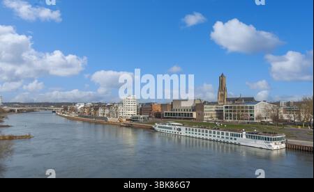 Arnhem Rivers Arnhem, the Netherlands. 19 February 2025. River Rhine and uniworld ...