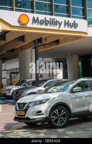 The Shell Mobility Hub for Electric Vehicle Charging, Rotterdam, The ...