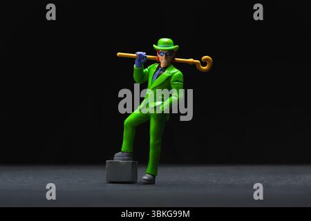 The riddler jim carrey hi-res stock photography and images - Alamy, حجم الصورة 450x320