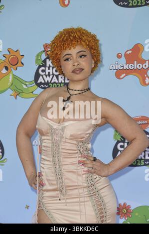 Ice Spice at arrivals for Nickelodeon Kids Choice Awards 2025, Barker