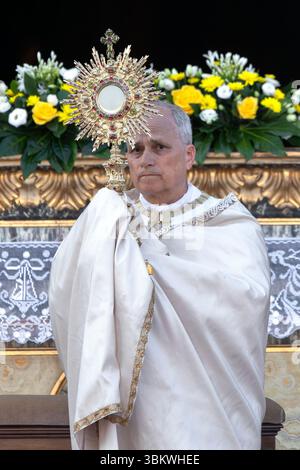 pope-leo-xiv-holds-up-the-