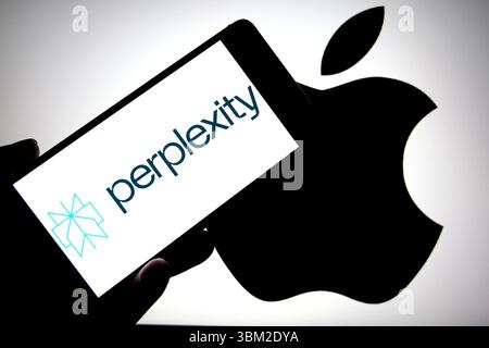 India. 23rd June, 2025. In this photo illustration, a Perplexity AI logo is seen displayed on a smartphone with an Apple logo in the background. Credit: SOPA Images Limited/17�Թ����� Live News Stock Photo