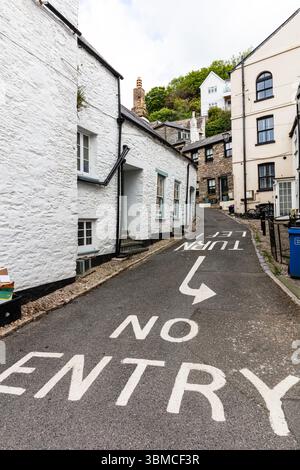 Looe, Cornwall, UK, England, Looe town, street, streets, road, roads, narrow, No Entry, No entry sign, turn left sign, turn left, one way, Stock Photo
