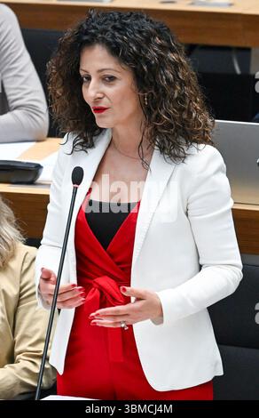 Berlin, Germany. 26th June, 2025. Cansel Kiziltepe (SPD), Senator for Labor and Social Affairs, at the plenary session in the Berlin House of Representatives. Credit: Jens Kalaene/dpa/Alamy Live News Stock Photo