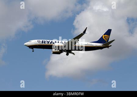 EI-HAY. Ryanair Boeing 737 MAX 8, Stock Photo