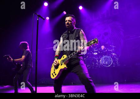 RICKY WARWICK, THE ALMIGHTY / tattoos and alibis / JAPAN LTD