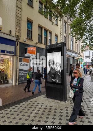 Adidas Digital Advertising Display Featuring Gallagher Brothers in ...