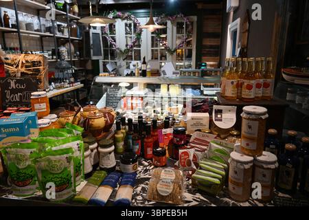 Betsy & Bo shop high street Staithes seaside village a fishing port in the borough of Scarborough in North Yorkshire, England. Stock Photo