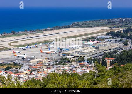 Fabelhafte Flughafen Rhodos Ankunft Bild