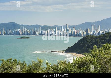 Camboriu, Brazil - December 10, 2017: Students practicing paragliding on the hill Stock Photo